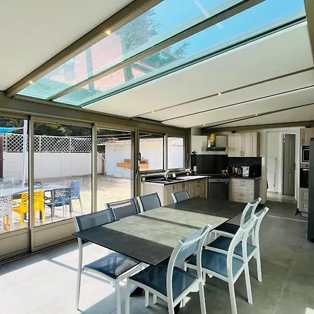 Maison Hirondelles, Piscine Et Foret *