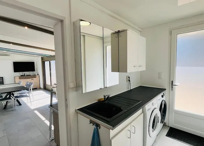 Maison Hirondelles, Piscine Et Foret 생장드몽