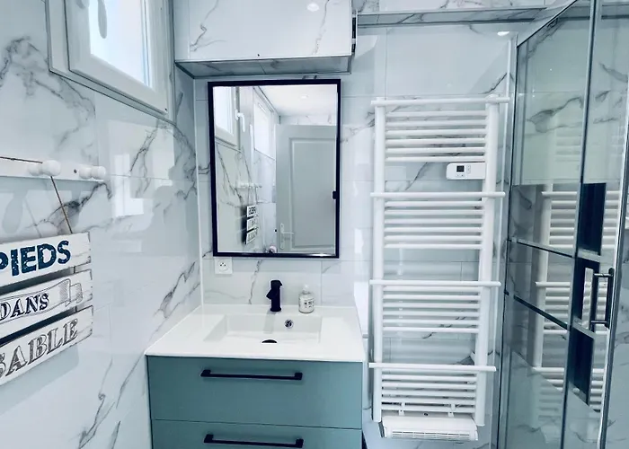 Maison Hirondelles, Piscine Et Foret * 생장드몽