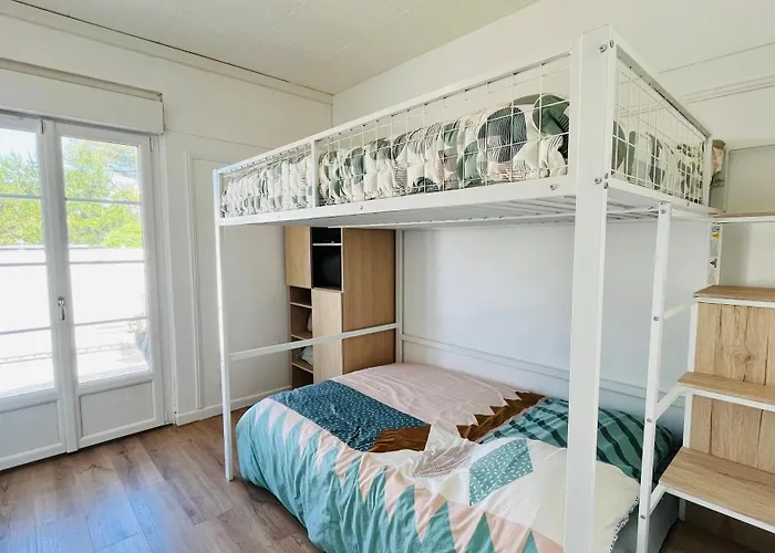 Maison Hirondelles, Piscine Et Forêt